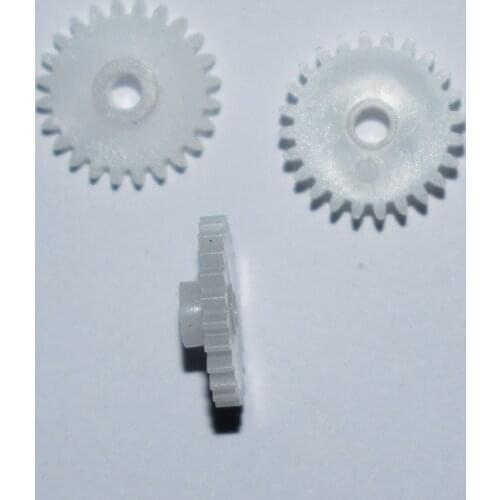 10/100pcs 24teeth/2.5MM hole/plastic motor gear/Reducer gear/rc car/DIY toys part/technology model parts/baby toys/242.5A