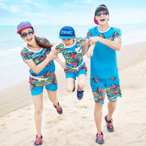 Summer Style Family Clothes Sets Cotton Floral Printing Short-Sleeve Shirts Beach Fashion Style Family Sport Sets Plus Size