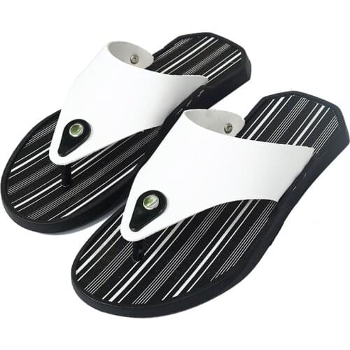 2021 New Slippers Mens Flip Flop Summer Korean Breathable Sandals Fashion Trends Outdoor Wear Non-Slip Flip-Flop Beach Shoes