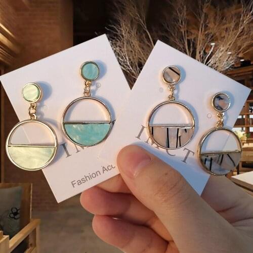 Women Earrings Korean Version Of The Hollow Round Pendant Earrings Simple Personality Acrylic Earrings Fashion Modern Brinecos