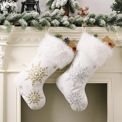 Christmas Snowflakes Pearl Stockings Christmas Ornaments White Plush Candy Socks Gift Bags Christmas Tree Fireplace Decoration