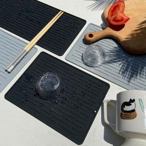 Medium Kitchen Drain Pad Desk Mat Silica Gel Meal Dinner Plate Filter Cutting Board Slip Scald Pot Place Household Coaster