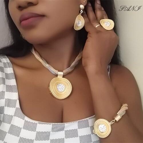 Fani Nigerian Wedding woman accessories jewelry set Dubai Gold Colorful designer Jewelry Set Fashion African Bridal Jewelry Set
