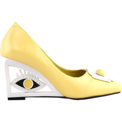LF10803 SHOW STORY Vintage Yellow Flower Square-Toe Wedge Eye Shape High Heels Pumps