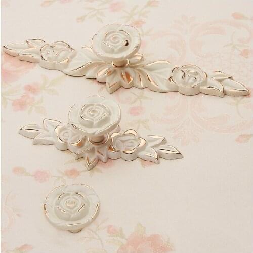European style European ivory white cabinet pastoral bedside cupboard handle lovely fresh Princess house furniture pull handle