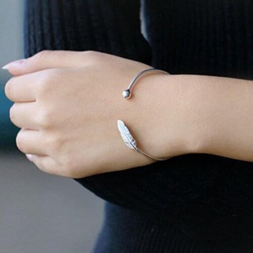 Elegant Feather Bracelets & Bangles Cuff Femme Leaf Charm Open Bangle for Women Jewelry Gifts pulseira feminina