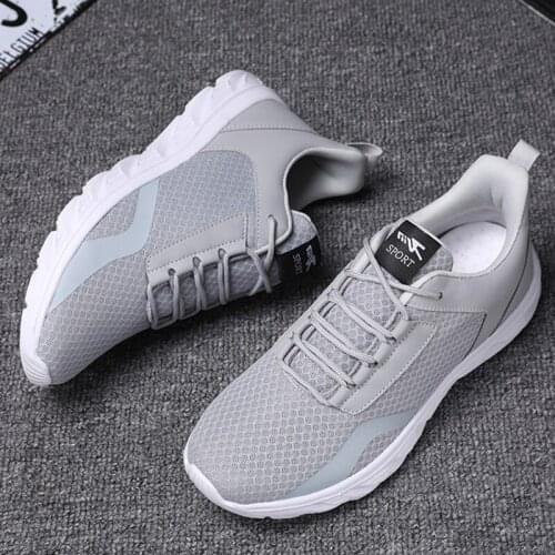 Original Women Men Shoes Breathable Sneakers Men Mesh Lightweight Black Mens Shoes Casual Walking Couple Tennis Shoe 2021 Summer