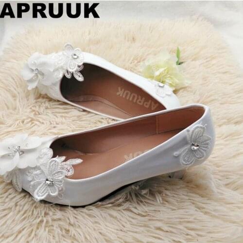 Med heel plus sizes low high heels wedding shoes bride handmade womens pumps wedding shoes flower lace bridal shoe
