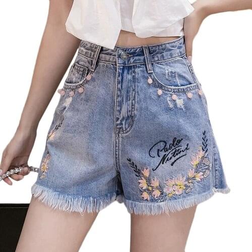 Womens Light Blue Denim Shorts New Spring Summer Fashion High-waist Tassel Beaded Wide-leg Hot Pants Female Embroidered Shorts
