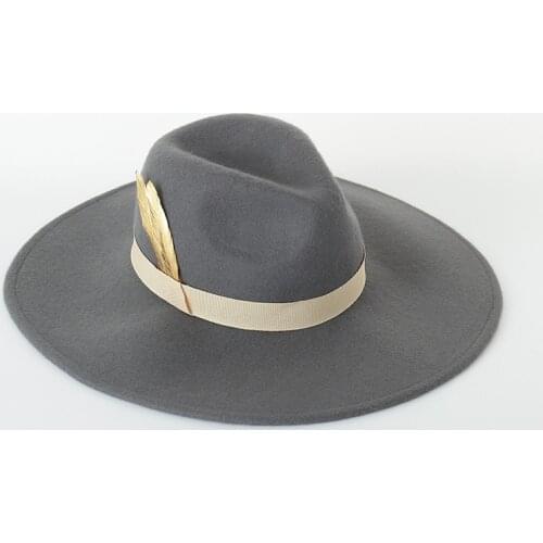 Autumn Winter New Hats For Women Soft Wide Brim Wool Felt Bowler Fedora Hat Floppy Cloche Womens Feather decoration hat