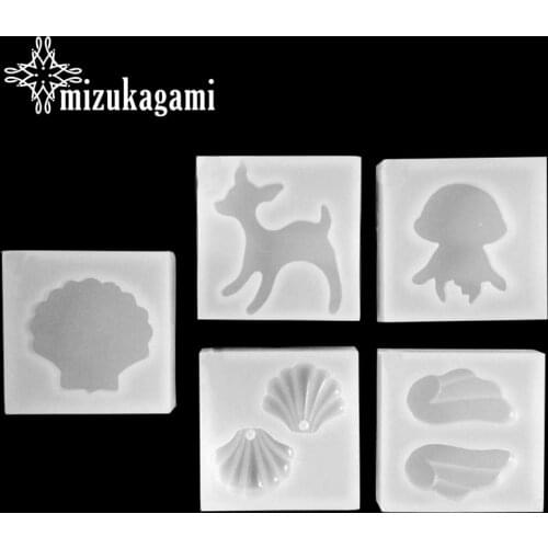 UV Resin Jewelry Liquid Silicone Mold Jellyfish Shell Christmas Deer Resin Molds For DIY Necklace Pendant Charms Making Jewelry