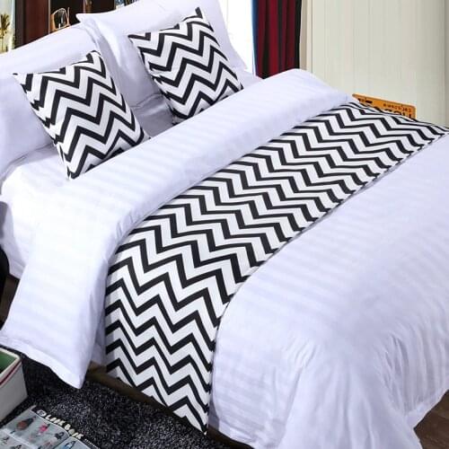 Pastoral style Nordic High-grade Bed Flag Mediterranean tablecloth Black-and-white wave bed runner Supplies 2019