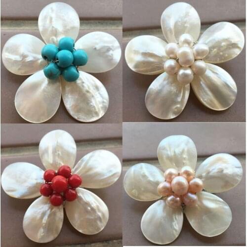 Free shipping Fashion Jewelry White Mother of pearl Shell Flower Brooch Bead WB908