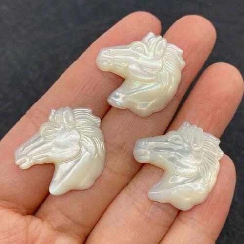 Wholesale Multicolor Horse Shape Pendant Natural Shells for Jewelry Making DIY Handmade Accessories Beaded Decoration Fashion