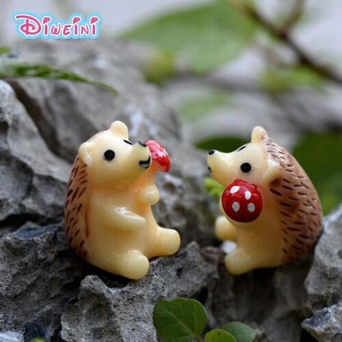 Hedgehog Cartoon Forest Animal Mini Model Kawaii Toy Figurine Plant Pot Decoration Miniature Garden Statue Ornament Resin Craft
