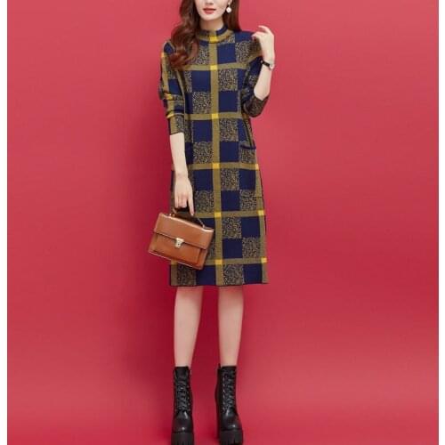 Thicken Knitted Dress Womens Autumn and Winter New Style Western Style Wide Lady Western Style Loose Long-sleeved Knitted Dress