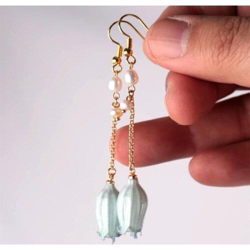 Natural Pearl flowers Earrings Dangle 18KGP Chain Ms gift Lucky Beautiful Hook Mothers Day Jewelry Halloween Fashion Cultured