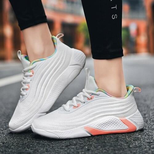 2020 New Women Ultralight Breathable Running Shoes Women Comfortable Outdoor Sports Jogging Walking Female Sneakers Big Size 42