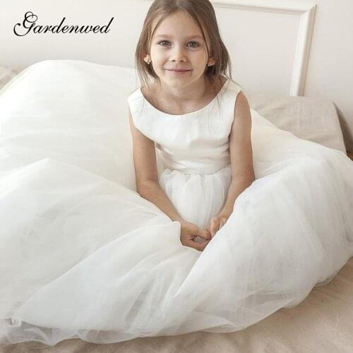 Gardenwed A-line Ivory Flower Girl Dresses Child Satin V-Backless Prom Dress Kids Bow Sashes Ball Gown,Celebrity Dress