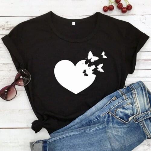 Flying Butterfly Heart T-shirt Aesthetic Women Graphic Tees Art Tops Summer Fashion 90s Tumblr Hipster Tshirt Camiseta