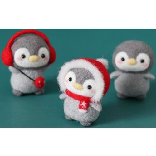 New Hot!Unfinished Felt Kit Latest Funny Festive Christmas New Year Penguin Wool Needle Felt Kit Package DIY Handmade Doll Toy