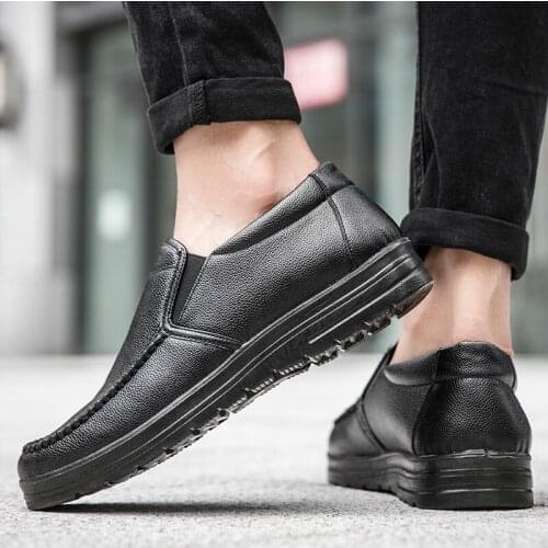 Men Loafers Light Leather Casual Shoes 2021 Autumn Male Outdoor Walking Shoes Comfortable Mens Sneakers Soft Loafers Mens Shoes
