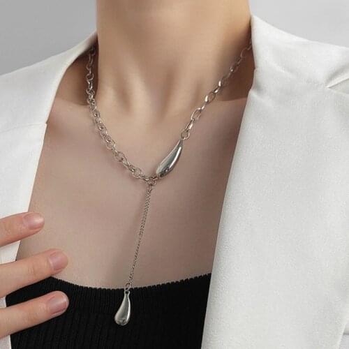 VSnow Unique Design Asymmetric Waterdrop Chili Stainless Steel Pendant Necklace for Women Chunky Chain Metallic Necklace Jewelry