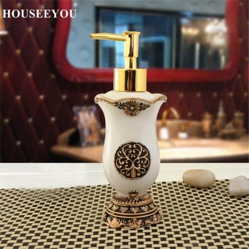 Classic Retro Royal Handmade Lotion Bottle Liquid Soap Dispenser Shampoo Shower Gel Press Kitchen Bathroom Decorative Crafts