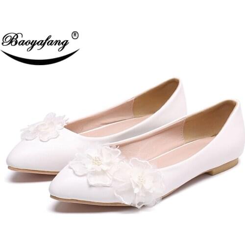 BaoYaFang 2019 New Arrive Low Heel white Flower Wedding shoes Woman Pointed Toe Party dress shoes Shallow fashion shoes