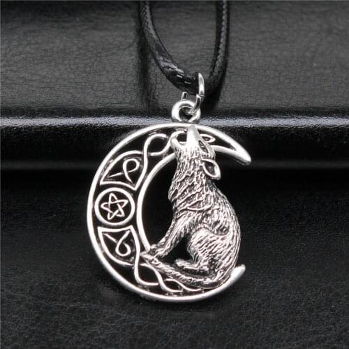 WYSIWYG Vintage Necklaces