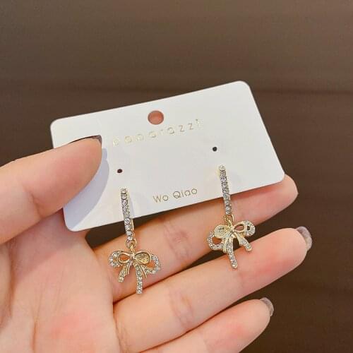2021 Korean Fashion Stud Earrings New Temperament Simple Net Red Wild Bow Crystal Girl Earrings Manufacturer Sales Cute Earrings