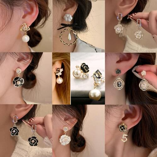 Pinhabit Dangle Earrings