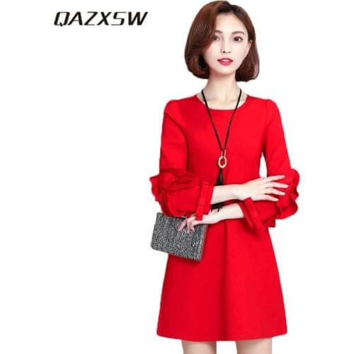QAZXSW 2019 New Plus Size Spring Women Dresses Three Quarter Sleeve Dresses Ladies Party Dresses Bride Red Dress Vestido HB599