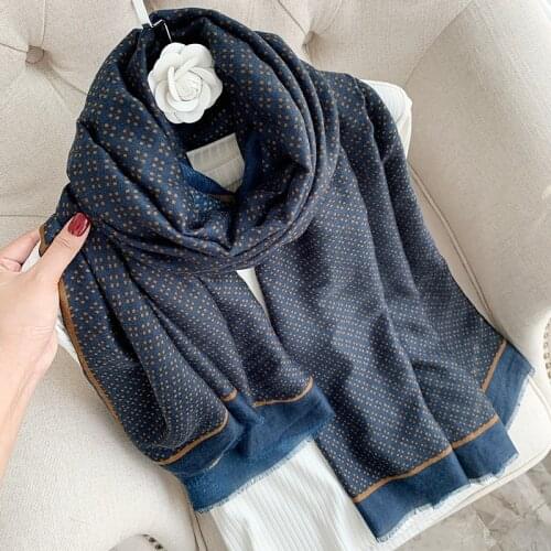 2021 Brand Autumn and Winter Womens Beach Shawl Wool 15% Scarf Ladies Fashion Scarf Headscarf Pashmina Headscarf Silencer