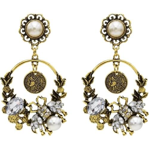 Vintage Baroque Pearl Vintage Metal Earrings for Women Spider Drop Earring Statement Coin Tassel Party Jewelry