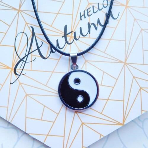 Vintage Chinese Style Tai Ji Pendant Statement Necklace Fashion Goth Choker Necklace Key Ring Key Chain Jewelry Gift Accessories