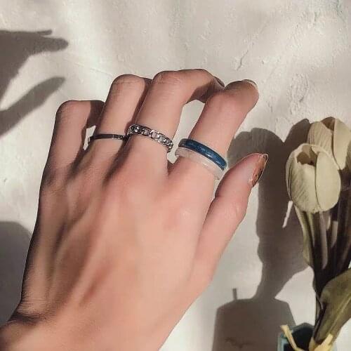 MINAR Engagement Rings