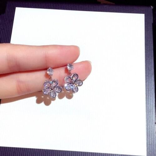 New Woman Drop Earrings High Quality Shiny Rhinestone Cute Flower Sparking Dangle Earrings Fashion Accessories Trendy Jewelry