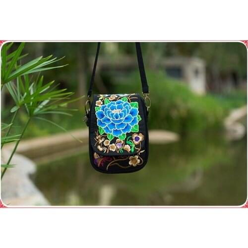 New Fashion embroidery Samll Women bags!Hot Floral Embroidered Lady Shopping Shoulder&cross-body bags National Cute Flap Carrier