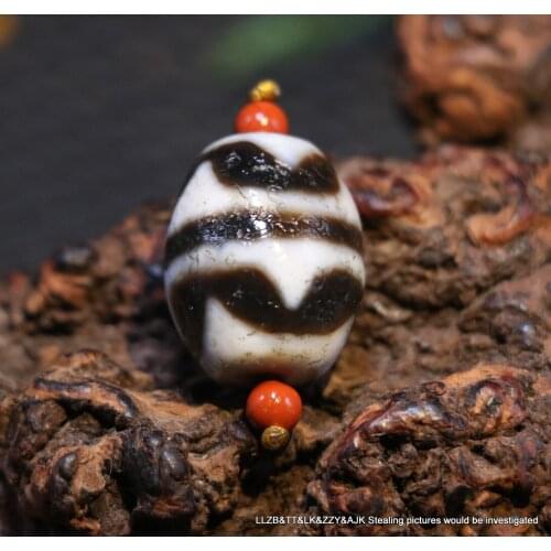 Energy Tibetan Oily Old Agate Patina Double Tiger Tooth Daluo dZi Bead Amulet 5A Timestown UPD210825A1