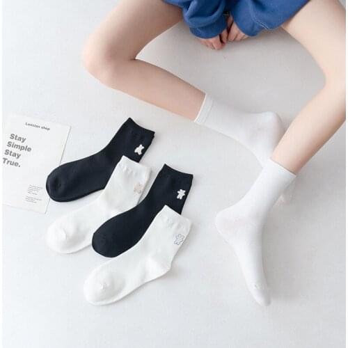Streetwear Fashion Bear Animal Embroidery Cute Socks Ladies Japanese Style Korean Version of Harajuku Style Kawaii Socks Spring