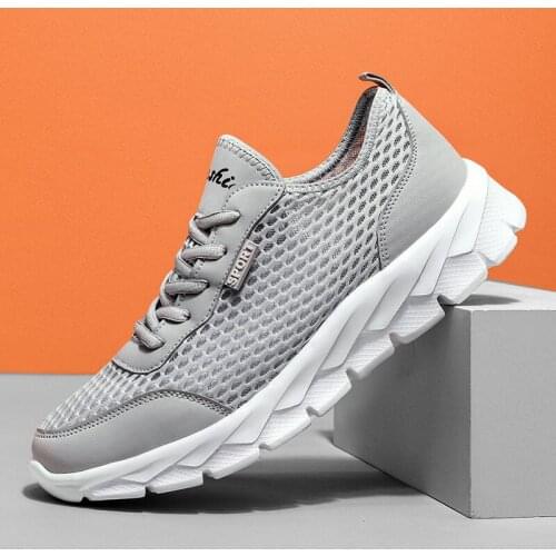 Mens shoes spring 2020 net board shoes sports shoes mens fashion casual shoes breathable shoes large shoes