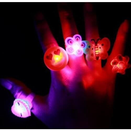 100pcs LED Flashing Light cartoon animals Rings Blinking Jelly Finger Ring Birthday Wedding Halloween Glow Party Supply Girl Boy