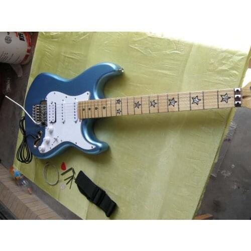 Metallic blue electric guitar with star-shaped inlaid maple fingerboard SSH pickup, Floyd Rose bridge 9yue7