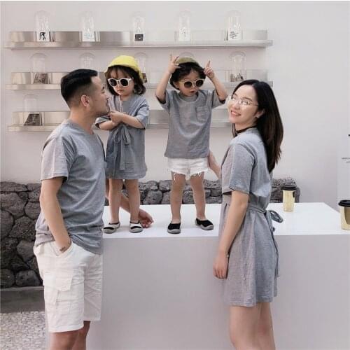 XiaGuoCai T-shirts For Dad And Son For A Photo Shoot