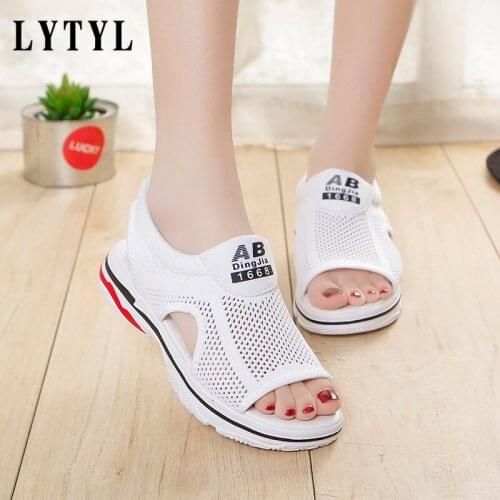 Summer new mesh soft bottom casual breathable running shoes flat student fish mouth sandalias mujer 2021 AA-518