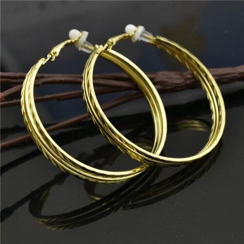 Clipped on ears No need for pierced Earrings for women Big circle gold Painless Fashion casual Accessories Shiny Ladies earrings