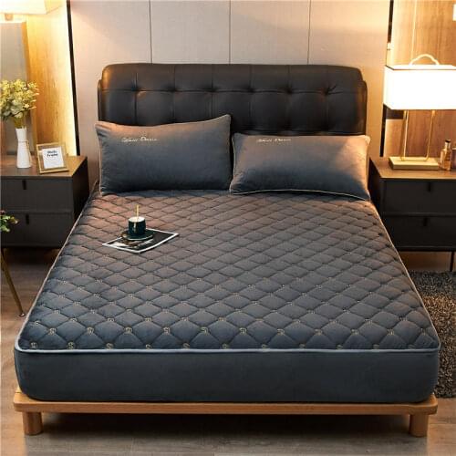 Thick Mattress Cover Warm Bed Cover for Winter Queen/King Size Quilted Fitted Sheet with Elastic Flannel Mattress Protector