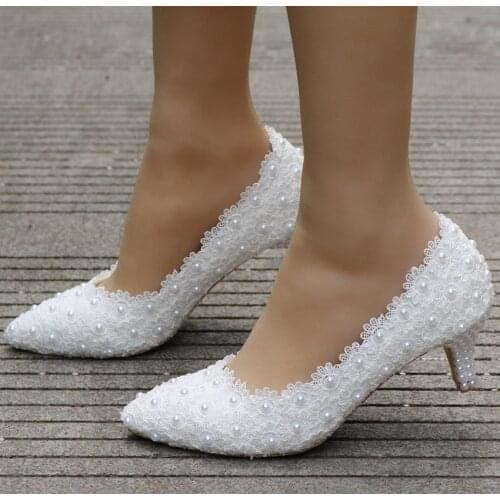 Large size 5cm lace high heels stiletto mid-heel wedding shoes work pointed bridesmaid shoes annual meeting photo shoes