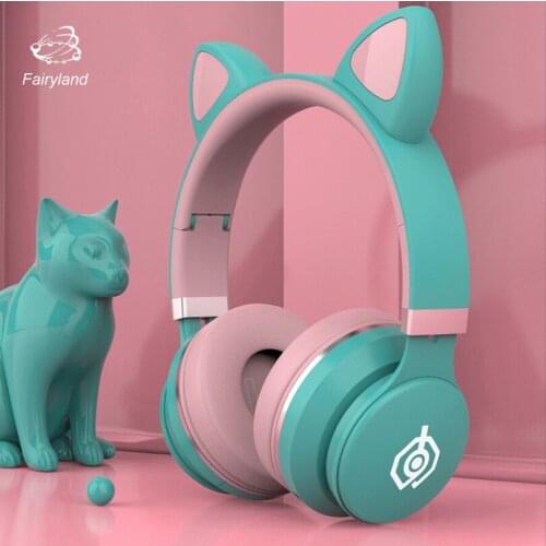 Creative Fashion Cute Cat Ear Helmets Stereo Headphone Bluetooth 5.0 Wireless Luminous LED Bluetooth Gaming Headset For Phone PC